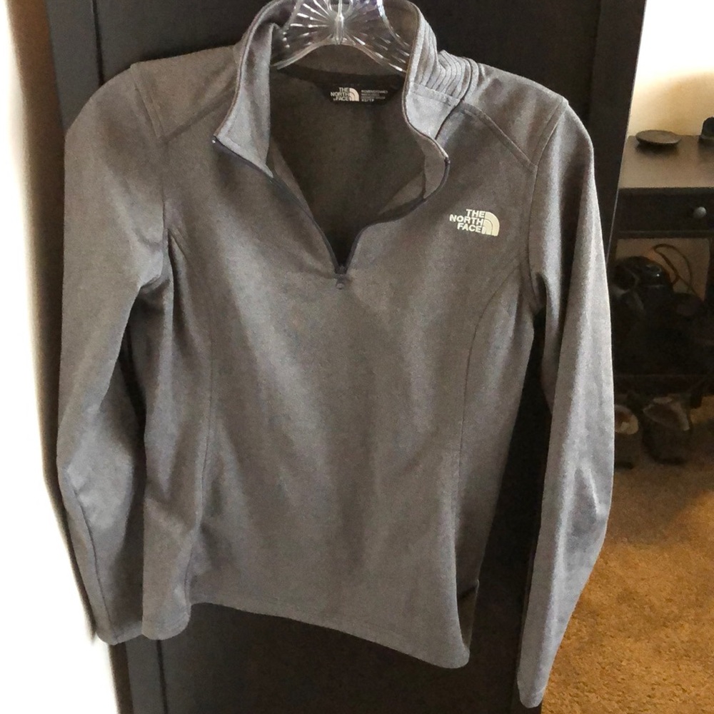 North Face 1/4 Zip Long Sleeved Shirt